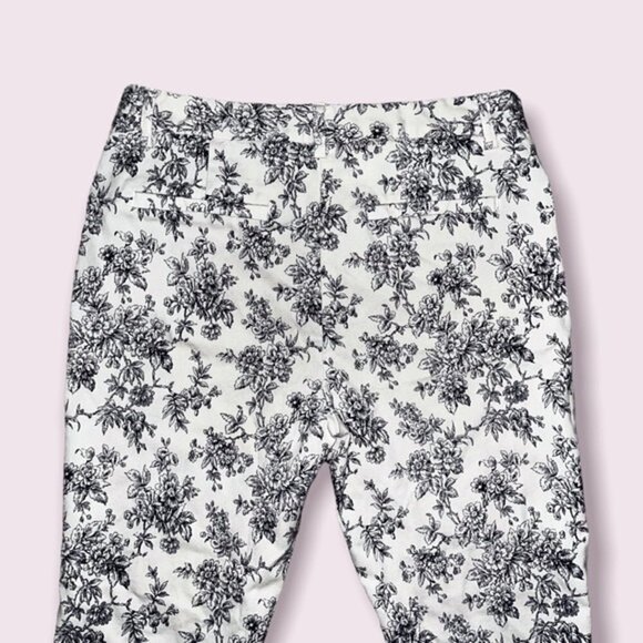 Mario Serrani Cropped Pants White Navy Floral Skinny Lightweight Womens Size 4 - Picture 6 of 10